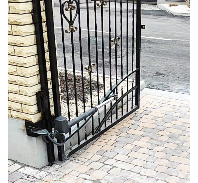 Монтаж автоматики на розпашні ворота в Києві та київській області